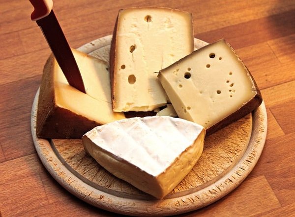 5 Secrets pour Devenir Expert en Fromage: Votre Guide pour un Cours de Dégustation Inoubliable