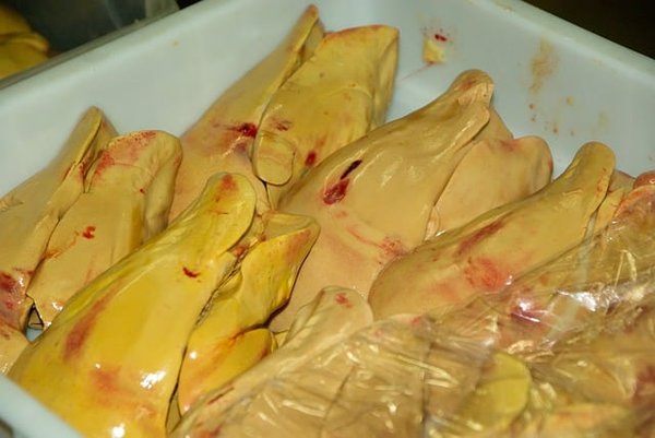 Guide complet pour acheter du foie gras cru en ligne : Qualité, prix et astuces